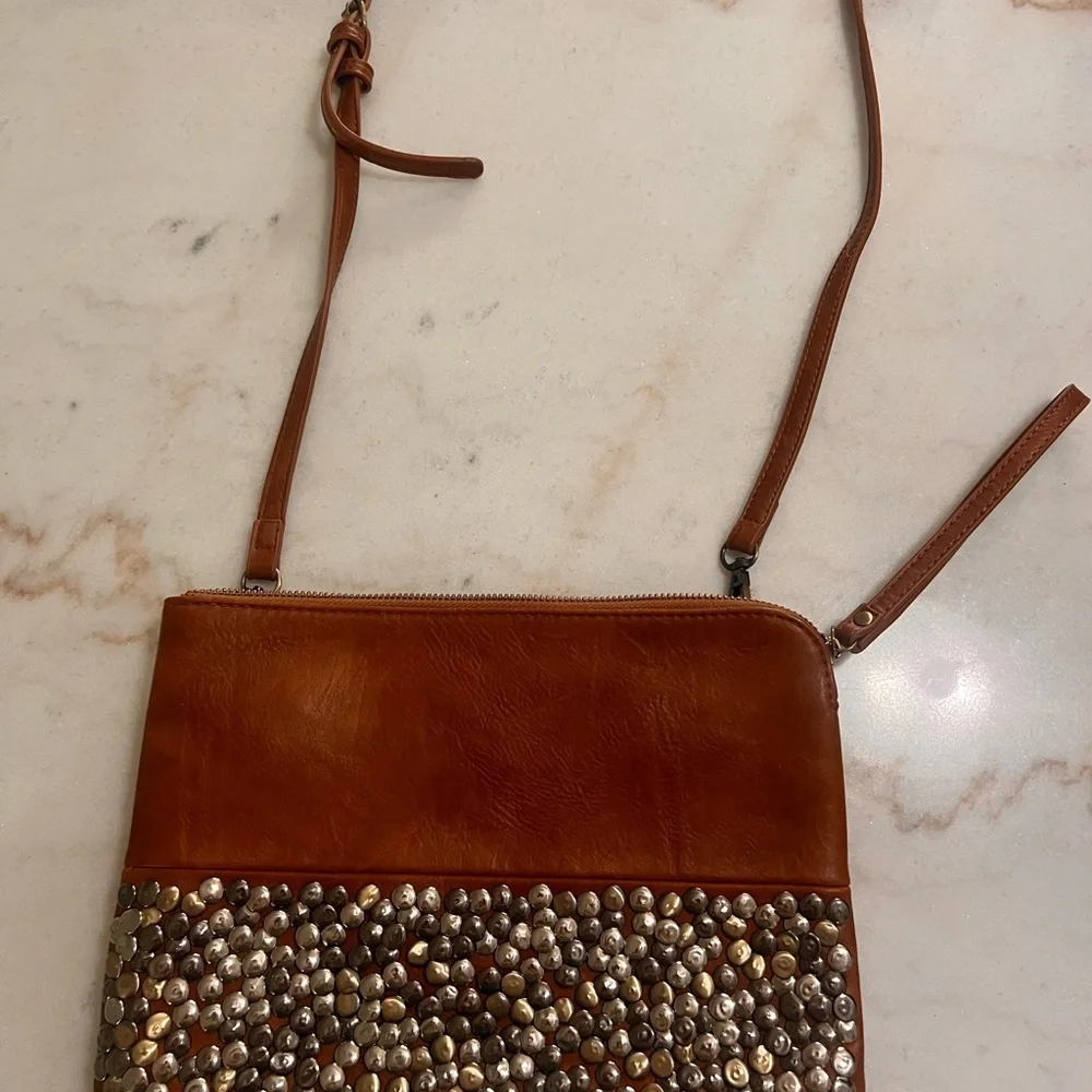 ANTIK KRAFT Brown Leather Crossbody With Silver Tone Metal Studs EUC - Picture 2 of 8